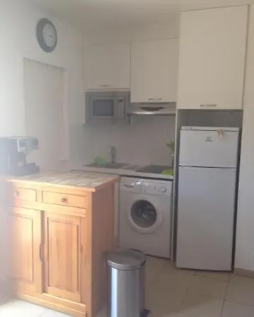 Apartment T2 Climatise Avec Terrasse - 200 M De La - Les Boramars *