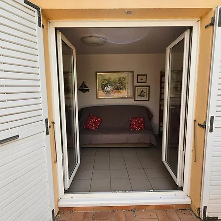 Apartment T2 Climatise Avec Terrasse - 200 M De La - Les Boramars